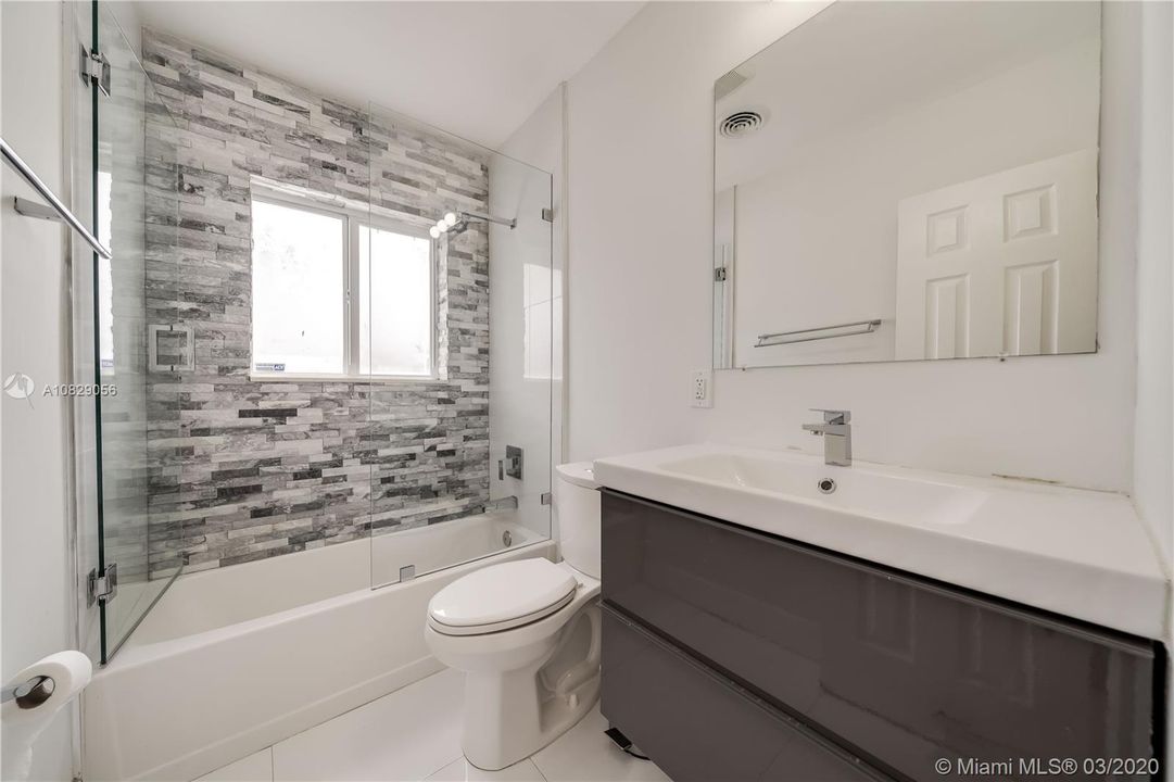 Recently Rented: $3,500 (3 beds, 2 baths, 1666 Square Feet)