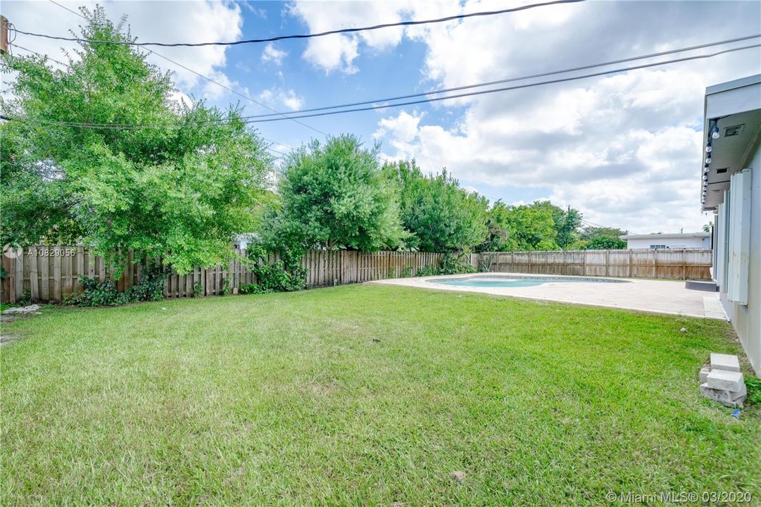 Recently Rented: $3,500 (3 beds, 2 baths, 1666 Square Feet)