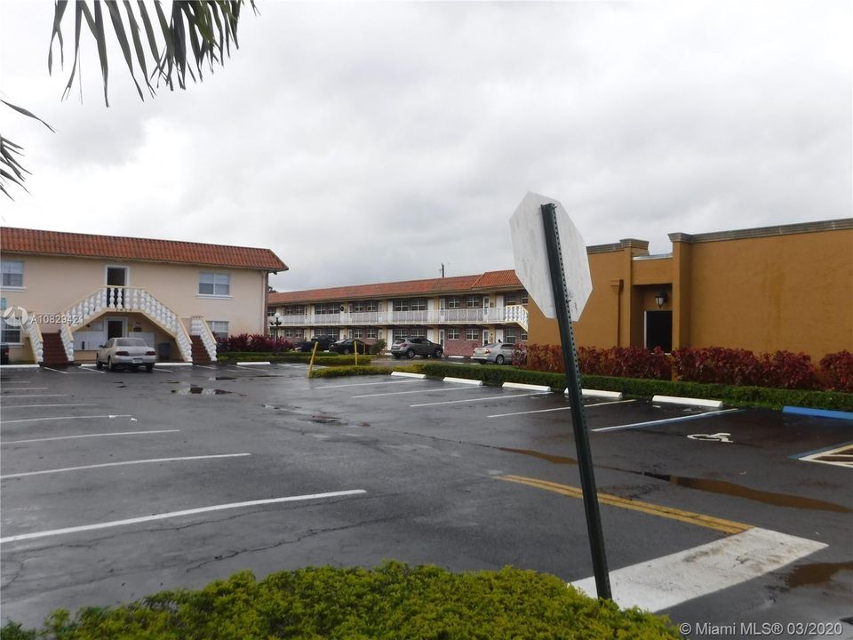 Recently Rented: $1,100 (1 beds, 1 baths, 0 Square Feet)
