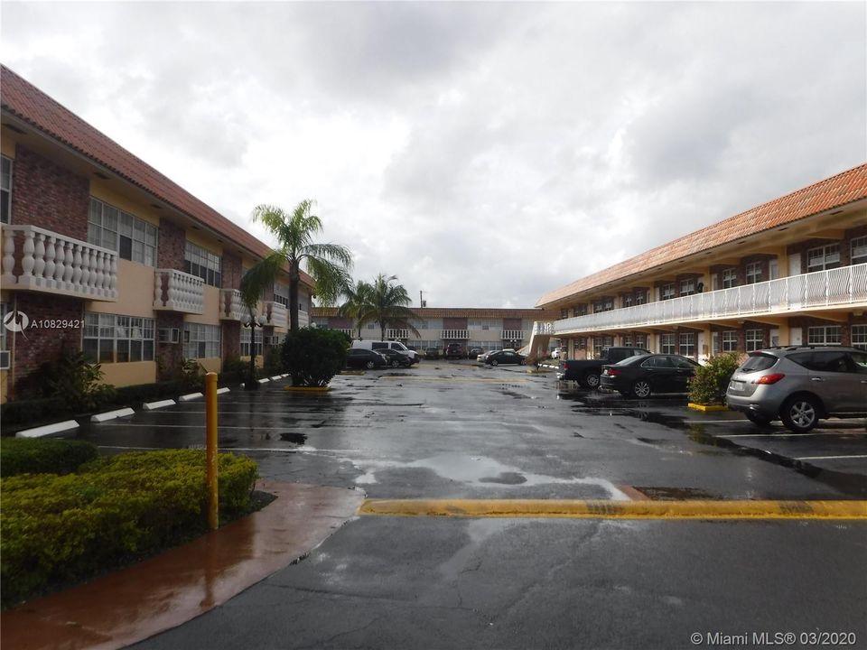 Recently Rented: $1,100 (1 beds, 1 baths, 0 Square Feet)