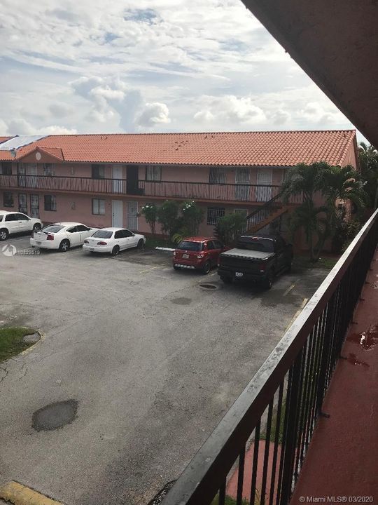 Vendido Recientemente: $139,900 (1 camas, 1 baños, 528 Pies cuadrados)
