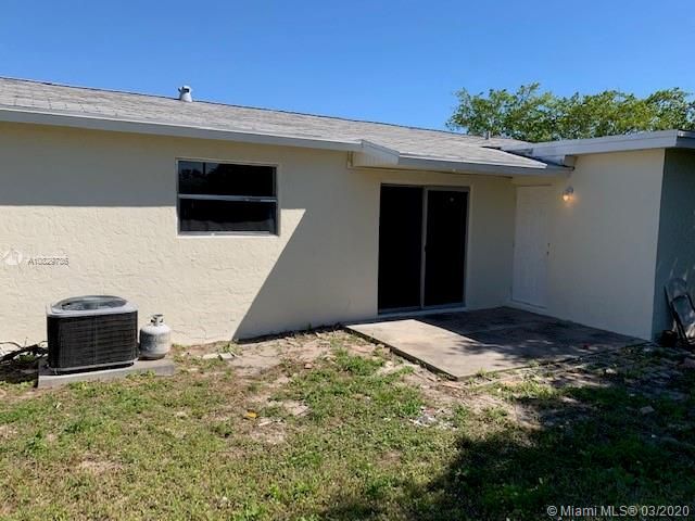 Recently Sold: $192,000 (3 beds, 2 baths, 1104 Square Feet)