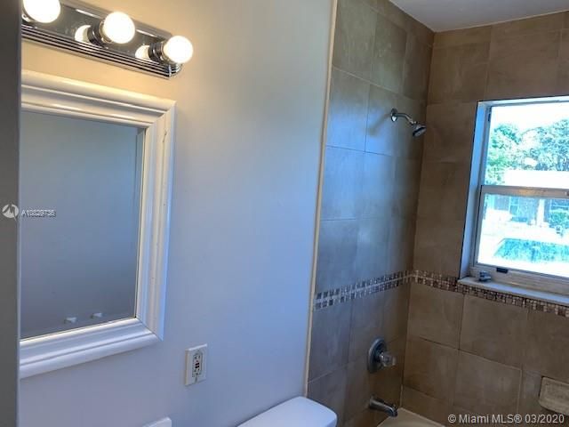Recently Sold: $192,000 (3 beds, 2 baths, 1104 Square Feet)