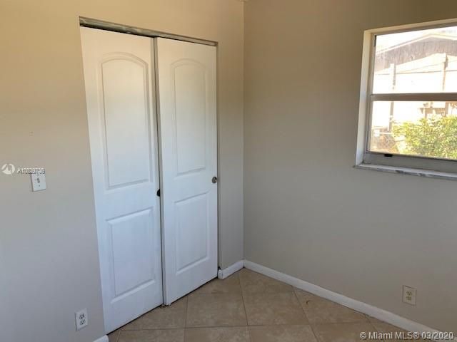 Recently Sold: $192,000 (3 beds, 2 baths, 1104 Square Feet)