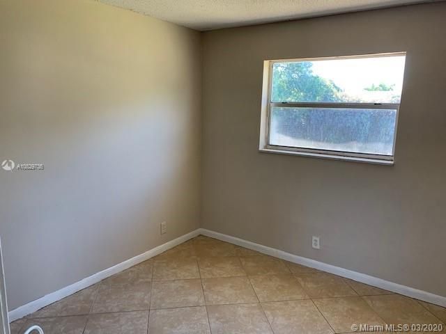 Recently Sold: $192,000 (3 beds, 2 baths, 1104 Square Feet)