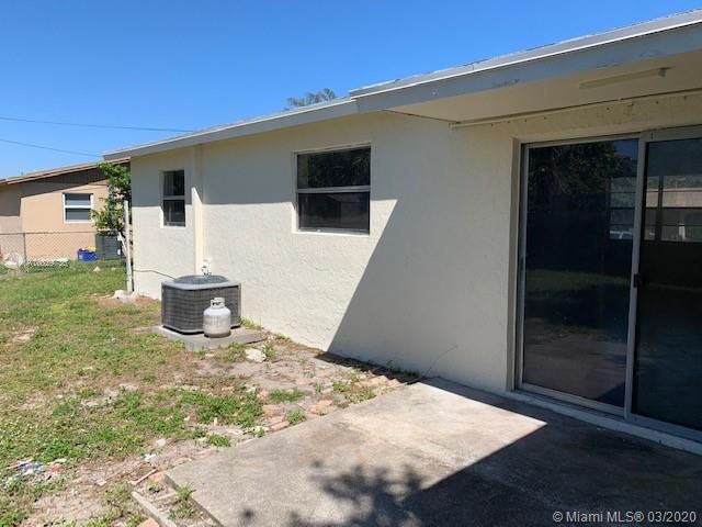 Recently Sold: $192,000 (3 beds, 2 baths, 1104 Square Feet)