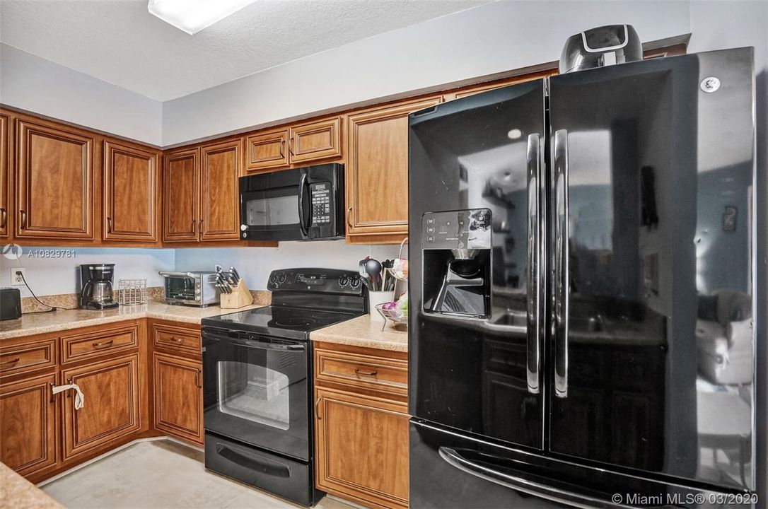 Recently Sold: $209,000 (2 beds, 2 baths, 1122 Square Feet)