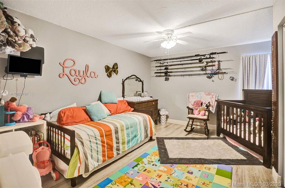 Recently Sold: $209,000 (2 beds, 2 baths, 1122 Square Feet)