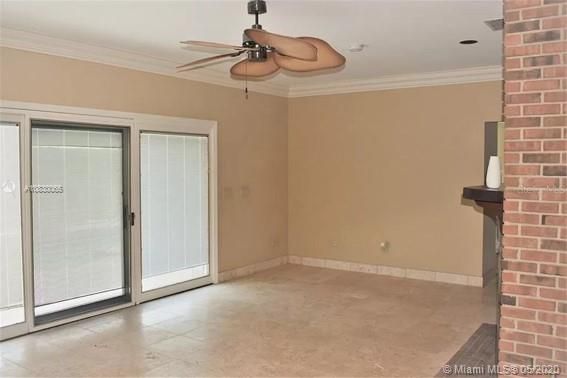Vendido Recientemente: $329,000 (3 camas, 2 baños, 0 Pies cuadrados)