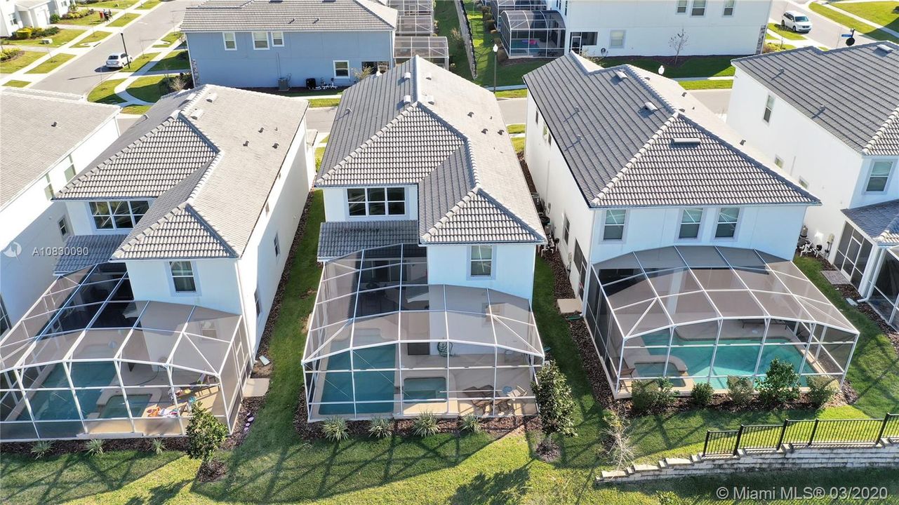 Vendido Recientemente: $399,000 (5 camas, 5 baños, 3081 Pies cuadrados)