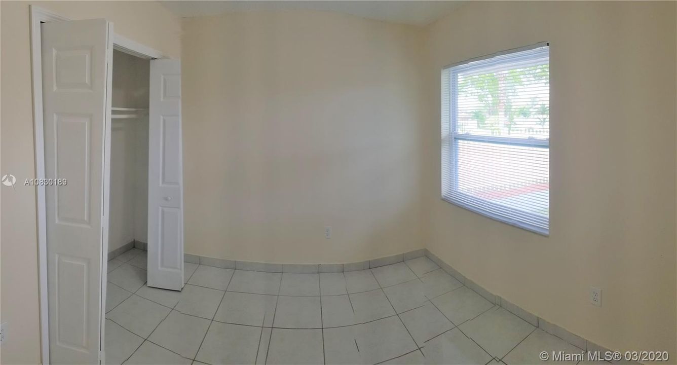 Vendido Recientemente: $329,900 (3 camas, 2 baños, 1239 Pies cuadrados)