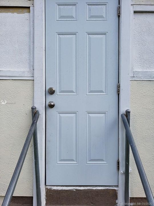 最近租的: $1,600 (3 贝兹, 1 浴室, 1073 平方英尺)
