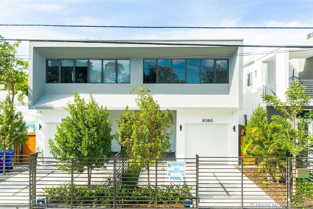 Vendido Recientemente: $1,195,000 (4 camas, 4 baños, 2630 Pies cuadrados)