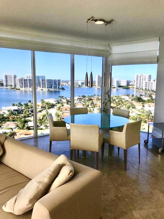 Recently Sold: $1,700,000 (2 beds, 2 baths, 1680 Square Feet)