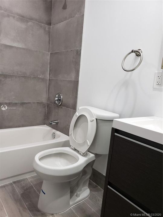 Recently Rented: $1,100 (1 beds, 1 baths, 500 Square Feet)