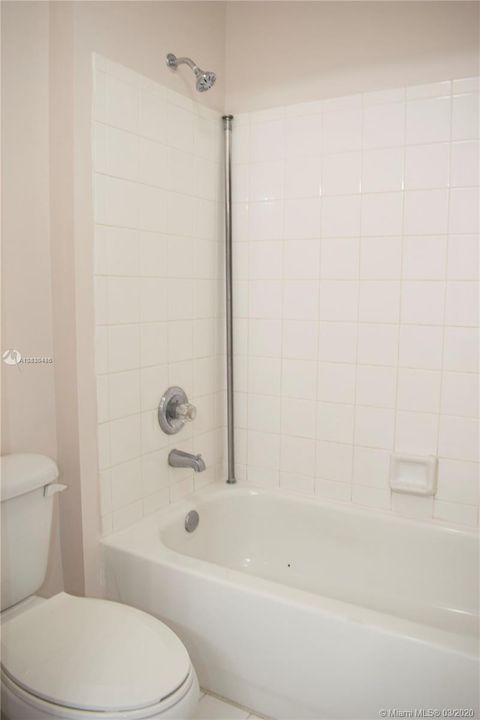 Недавно арендовано: $1,450 (2 спален, 2 ванн, 1183 Квадратных фут)