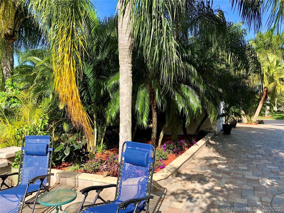 最近售出: $150,000 (0.11 acres)