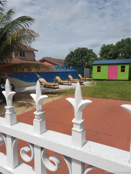 Vendido Recientemente: $399,000 (3 camas, 2 baños, 1611 Pies cuadrados)