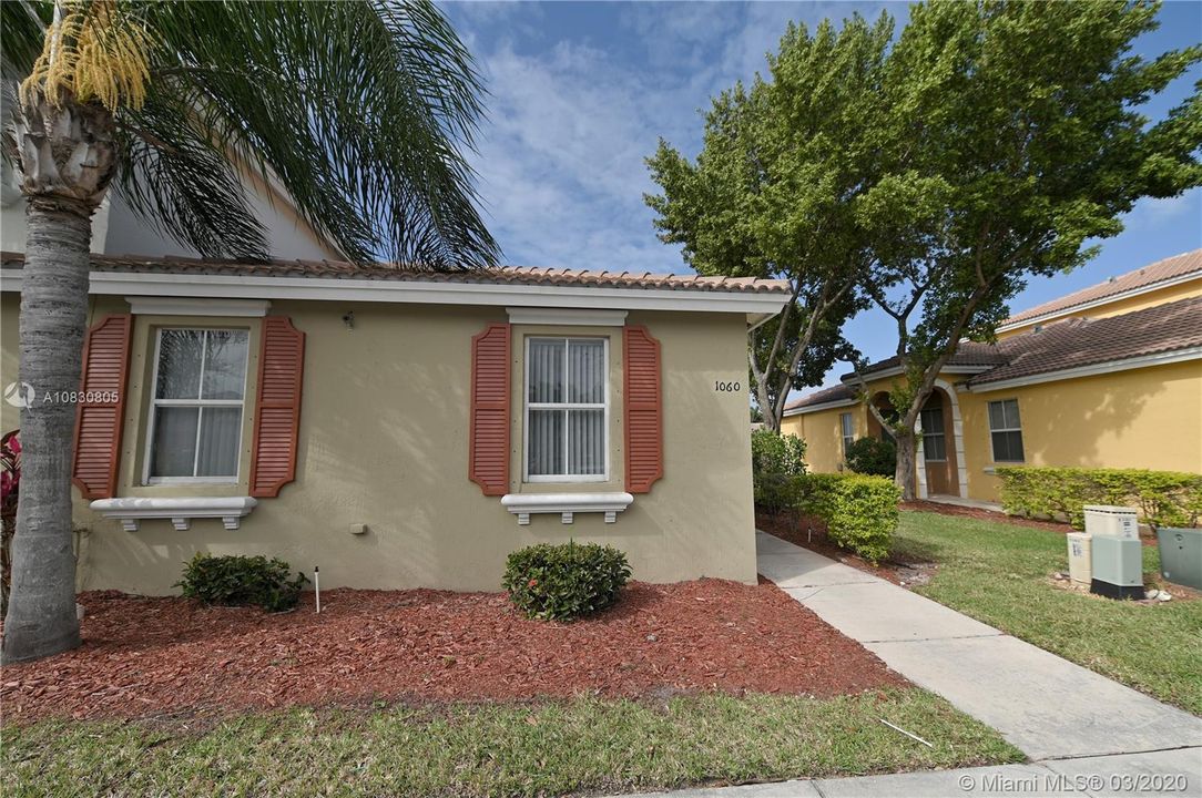 Recently Sold: $179,900 (3 beds, 2 baths, 1298 Square Feet)