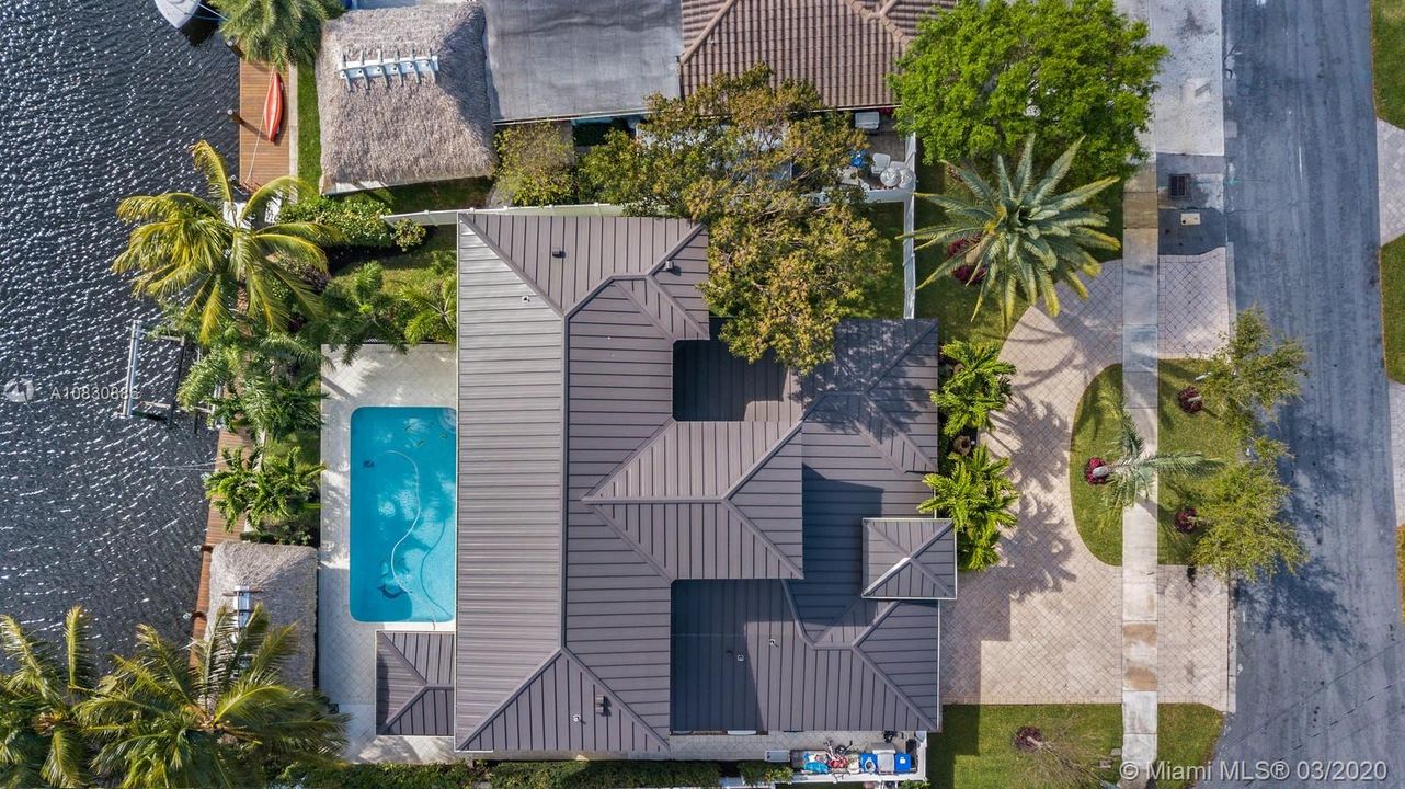Недавно продано: $1,195,000 (4 спален, 3 ванн, 3414 Квадратных фут)