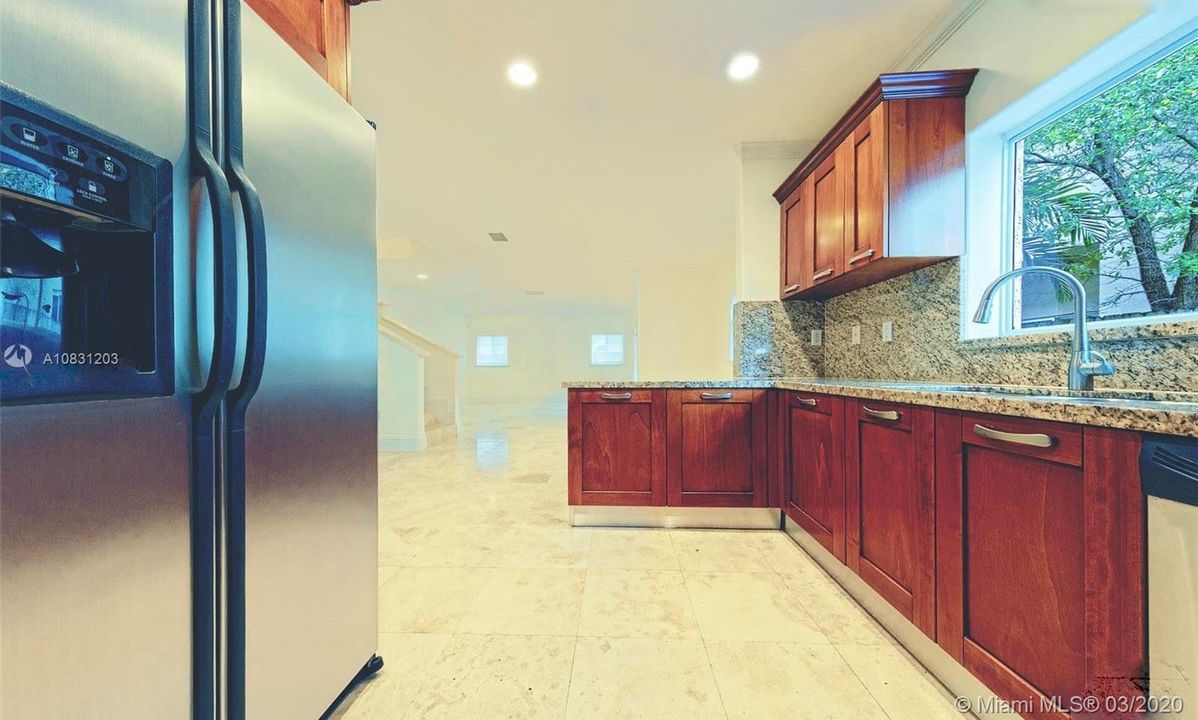 Recently Rented: $4,700 (3 beds, 2 baths, 1900 Square Feet)