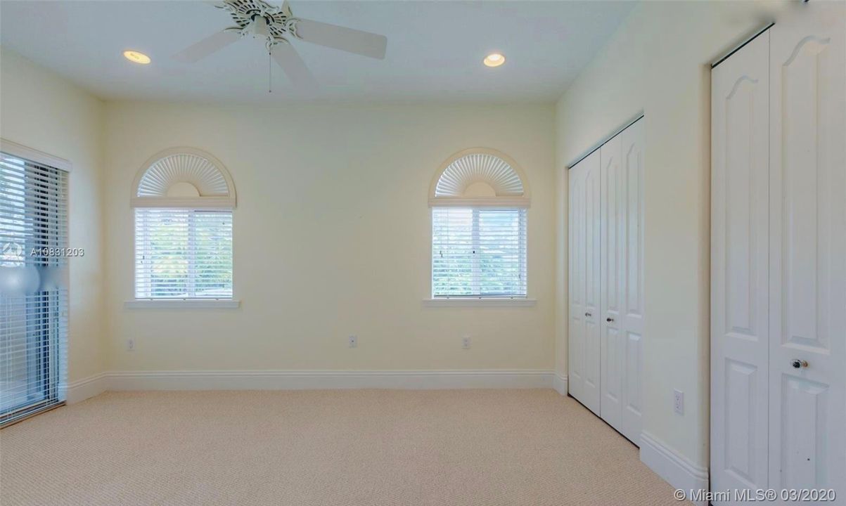 Recently Rented: $4,700 (3 beds, 2 baths, 1900 Square Feet)