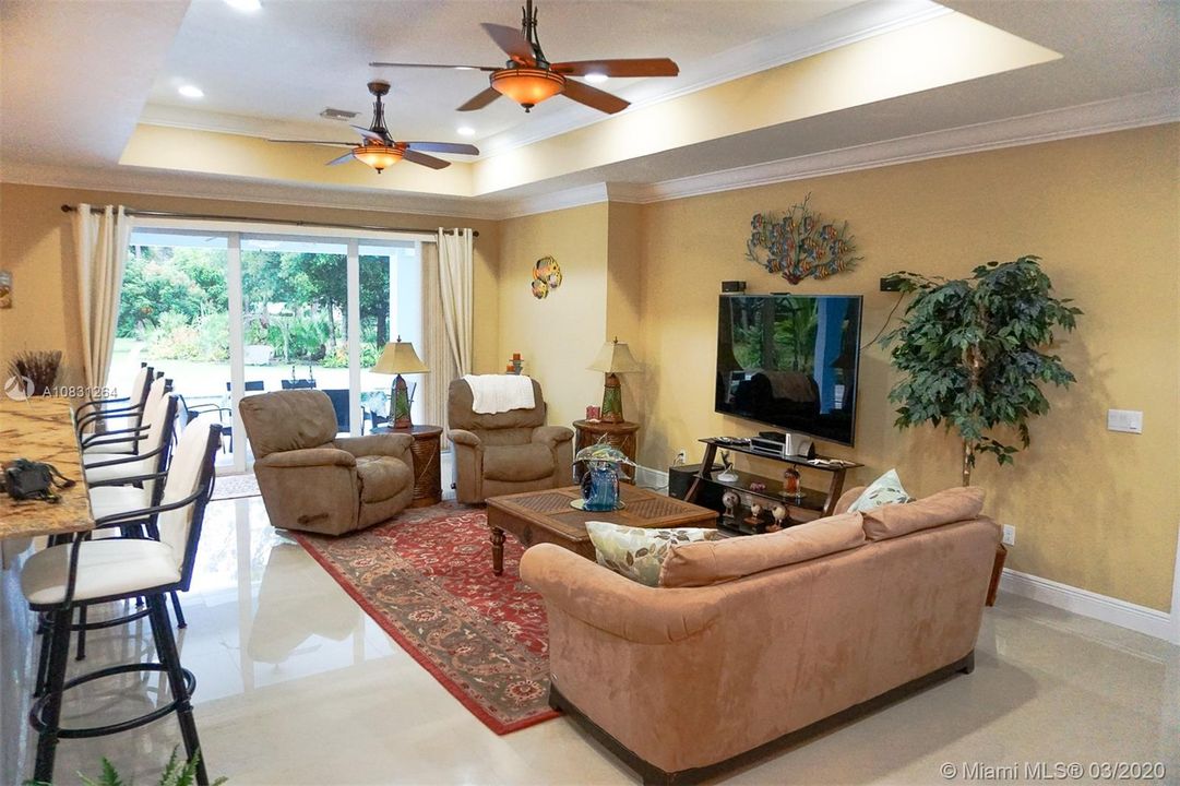 Recently Sold: $798,000 (4 beds, 3 baths, 2850 Square Feet)