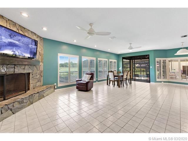 Recently Rented: $3,995 (4 beds, 3 baths, 2964 Square Feet)