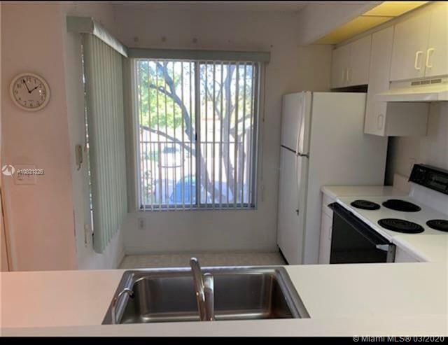 Recently Sold: $79,900 (1 beds, 1 baths, 540 Square Feet)