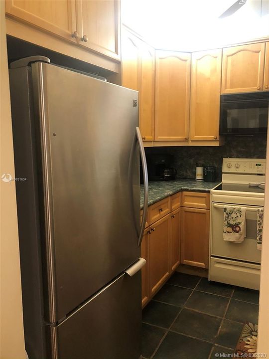 Recently Sold: $67,000 (1 beds, 1 baths, 680 Square Feet)