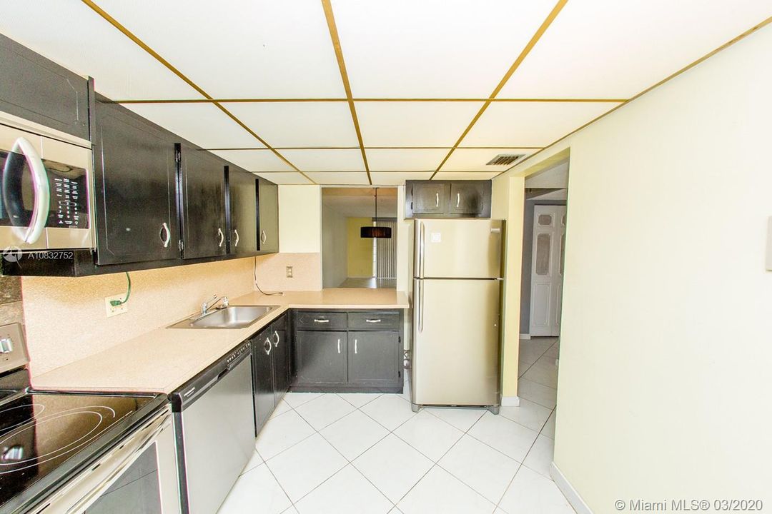 Recently Sold: $39,999 (1 beds, 1 baths, 867 Square Feet)