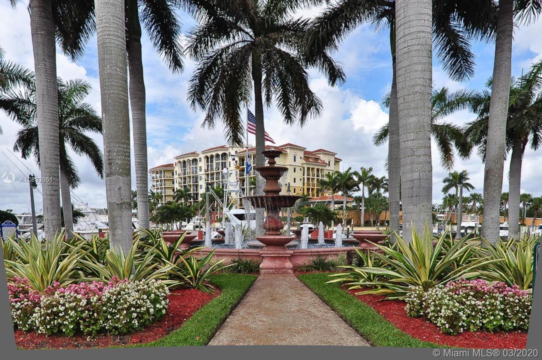 Vendido Recientemente: $1,050,000 (3 camas, 3 baños, 3057 Pies cuadrados)