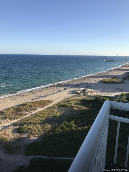 Recently Sold: $335,000 (2 beds, 2 baths, 800 Square Feet)
