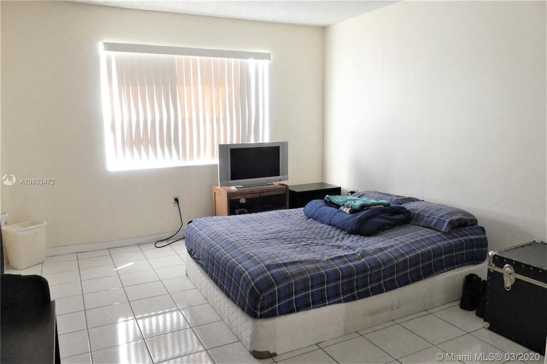 Vendido Recientemente: $135,000 (1 camas, 1 baños, 813 Pies cuadrados)
