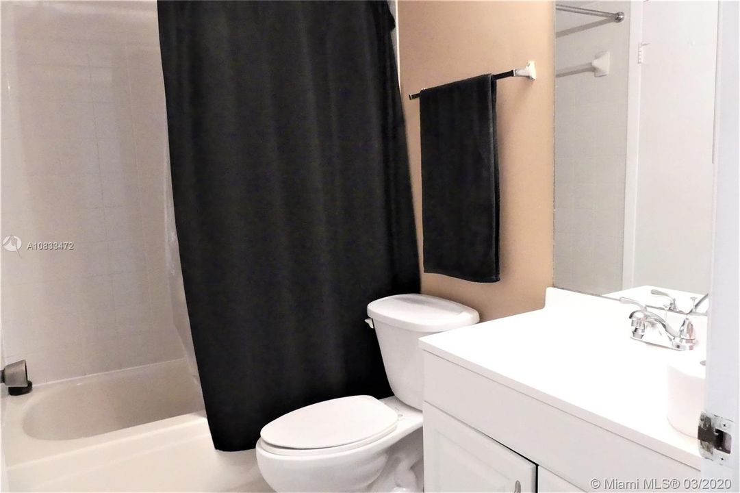 Vendido Recientemente: $135,000 (1 camas, 1 baños, 813 Pies cuadrados)