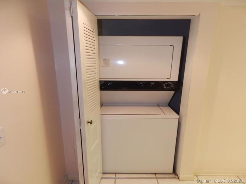 WASHER AND DRYER INSIDE THE UNIT