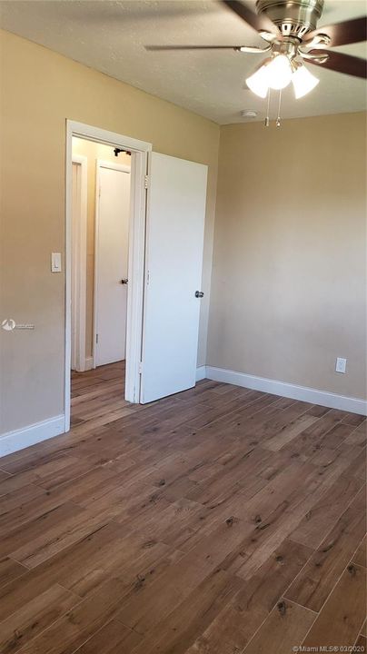 Recently Rented: $1,500 (2 beds, 1 baths, 1032 Square Feet)