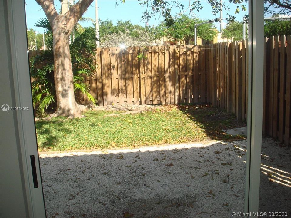 Recently Sold: $259,000 (2 beds, 2 baths, 1030 Square Feet)