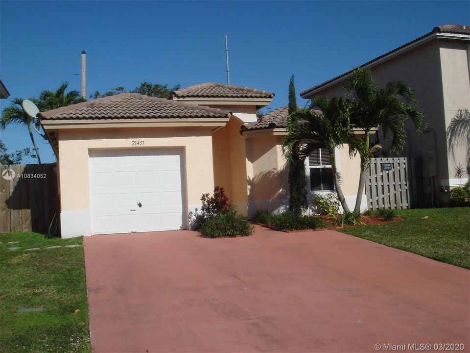 Recently Sold: $259,000 (2 beds, 2 baths, 1030 Square Feet)