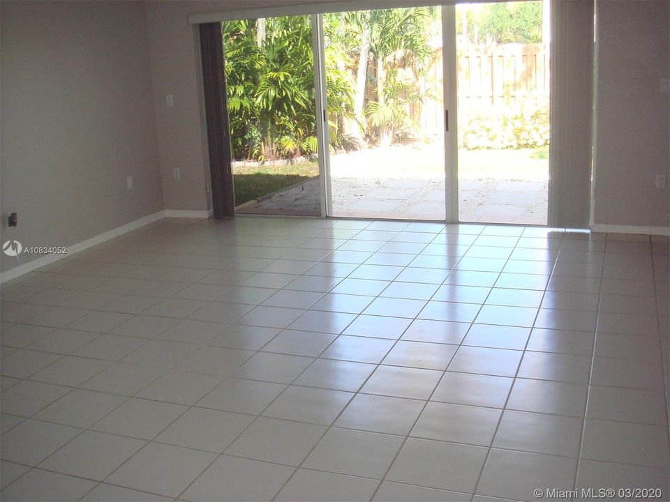 Recently Sold: $259,000 (2 beds, 2 baths, 1030 Square Feet)