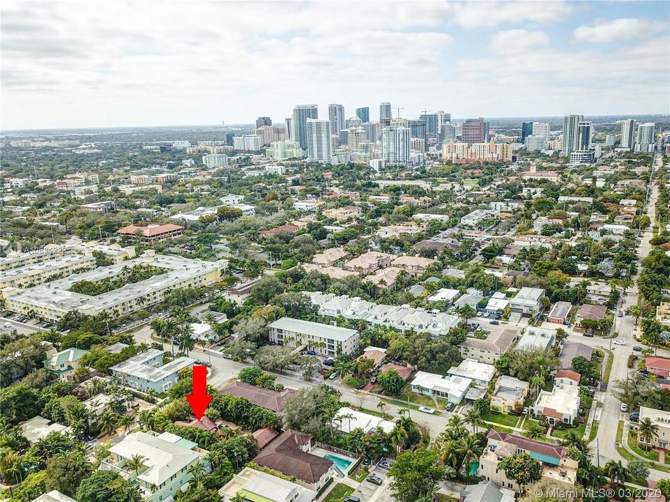 Недавно продано: $683,000 (3 спален, 2 ванн, 1356 Квадратных фут)