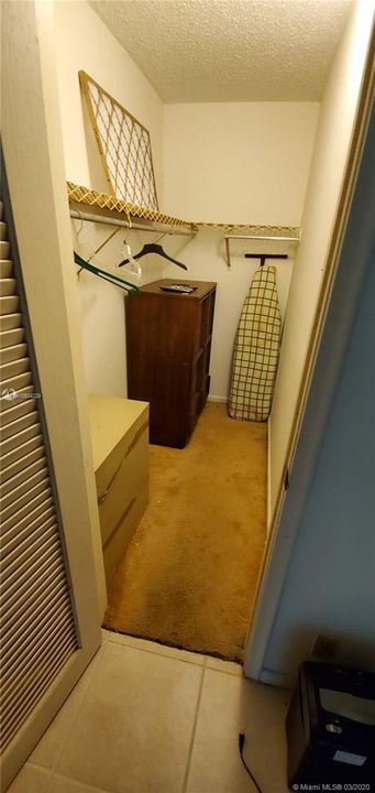 Vendido Recientemente: $55,000 (2 camas, 1 baños, 820 Pies cuadrados)