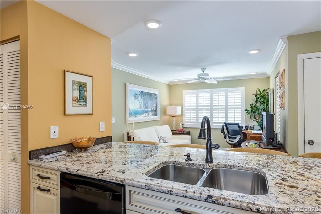 Recently Sold: $339,900 (2 beds, 2 baths, 1514 Square Feet)