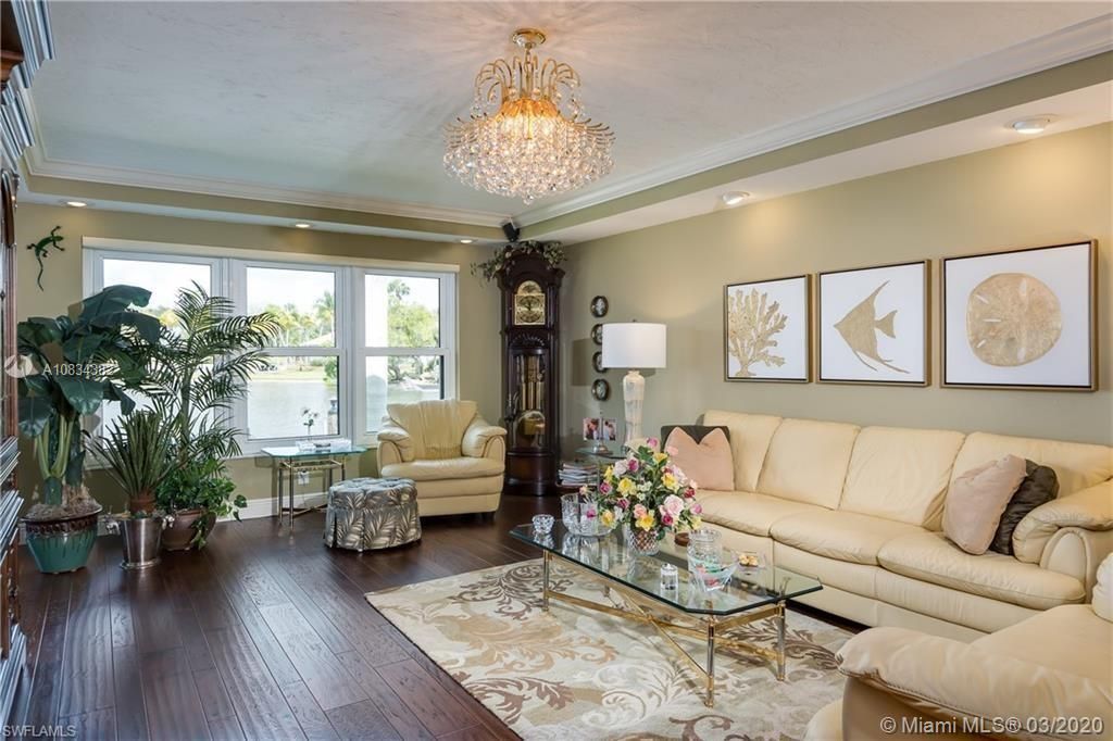 Recently Sold: $339,900 (2 beds, 2 baths, 1514 Square Feet)