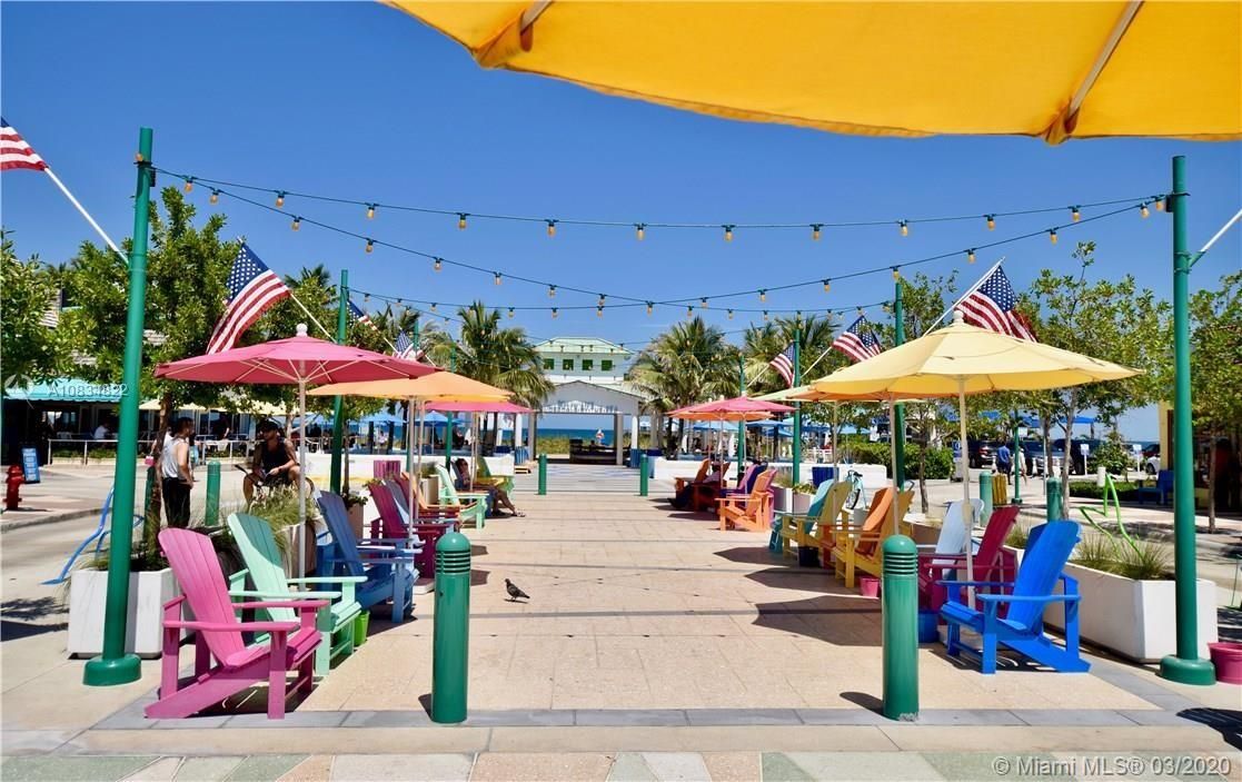 Recently Sold: $995,000 (3 beds, 3 baths, 2180 Square Feet)
