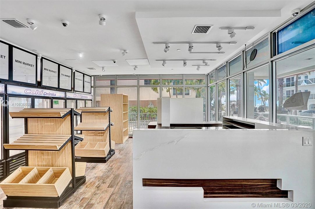 最近售出: $8,500 (0 贝兹, 0 浴室, 0 平方英尺)