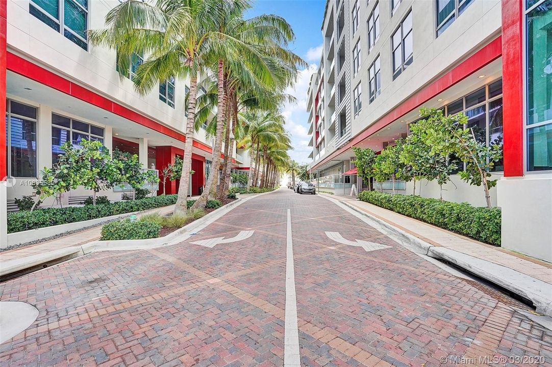 最近售出: $8,500 (0 贝兹, 0 浴室, 0 平方英尺)