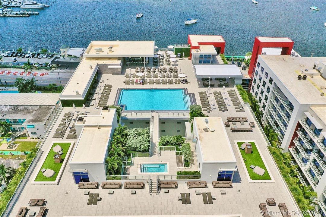 最近售出: $8,500 (0 贝兹, 0 浴室, 0 平方英尺)