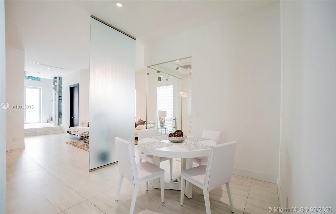 Recently Rented: $5,800 (5 beds, 4 baths, 3844 Square Feet)