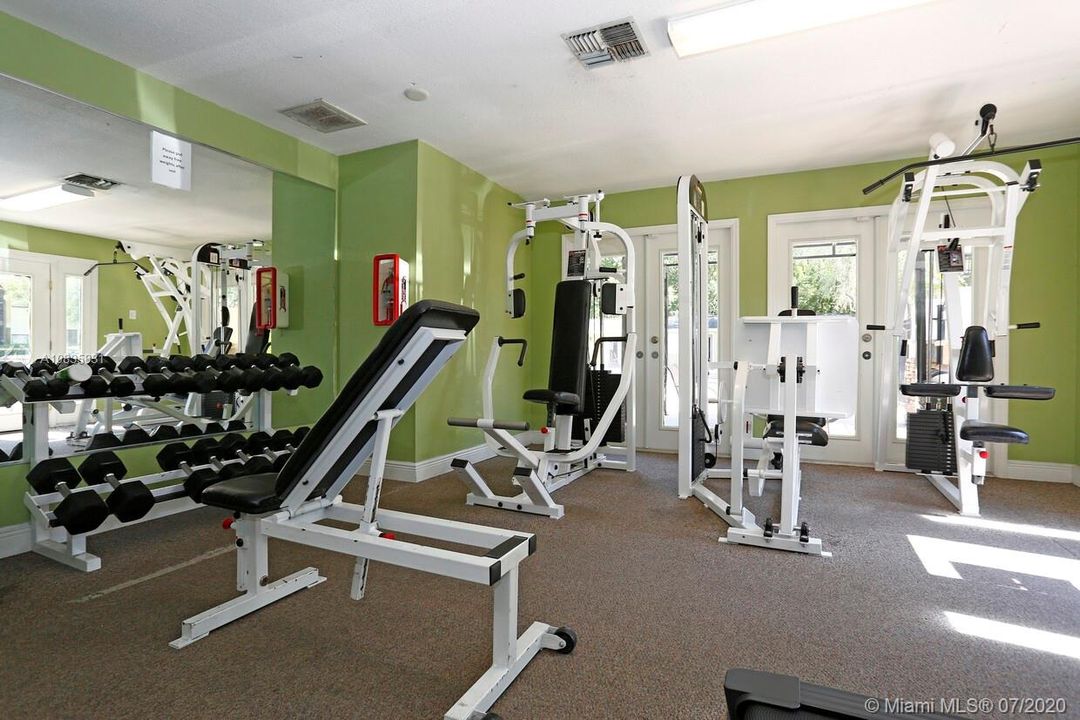 Recently Rented: $1,100 (2 beds, 2 baths, 1200 Square Feet)